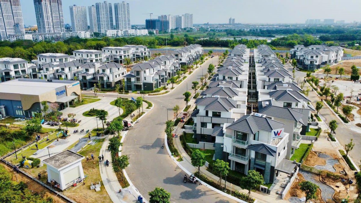 biet-thu-gladia-khang-dien-quan-2