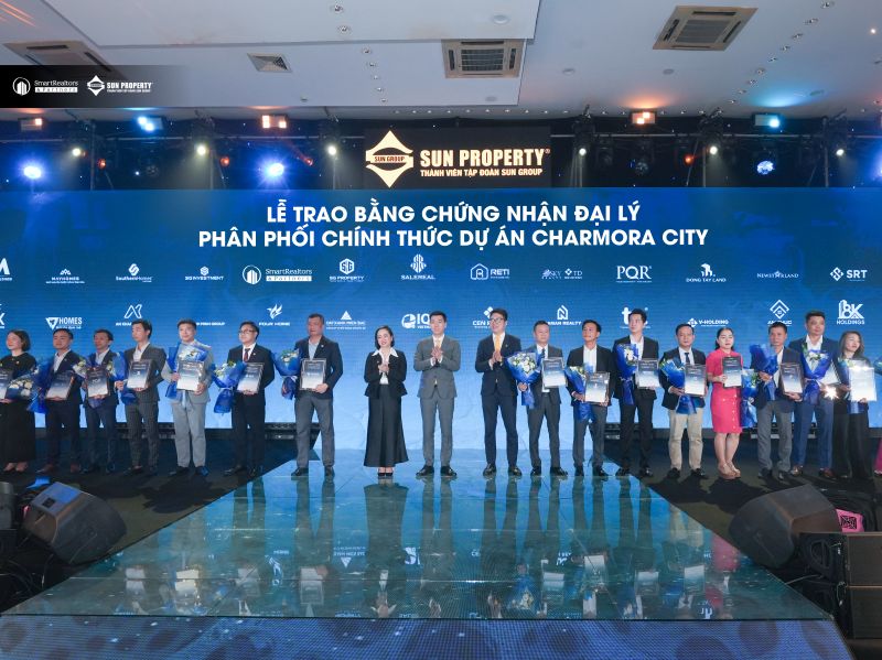 su-kien-ra-quan-charmora-city